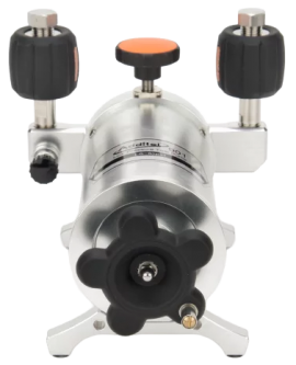 Additel 901B Series Pneumatic Pump with carrying case, -6 to 6 psi / -0.4 to 0.4 bar, 1/2" NPT F-