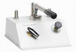 Fluke P5510-2700G-1/C Pneumatic Pressure Calibrator, 1 Gauge-