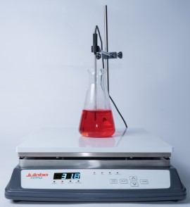 Julabo HTP.2 Digital Hot Plate with Pt100 Sensor, Sensor Stand, Timer, 250x250 mm, 300&amp;deg;C-