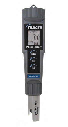 LaMotte 1766 pH, Salinity, TDS, Conductivity, &amp; Temperature TRACER PockeTester-