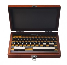 Mitutoyo 516-914-26 Metric Gauge Block Steel Set, 35, grade 0-