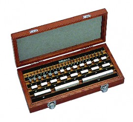 Mitutoyo 516-964-10 Metric Gauge Block Steel Set, 47, grade 2-