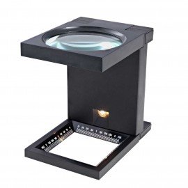 Traceable 3431 Illuminated Fold-Up Magnifier, 2.5x, 3.5" Lens-